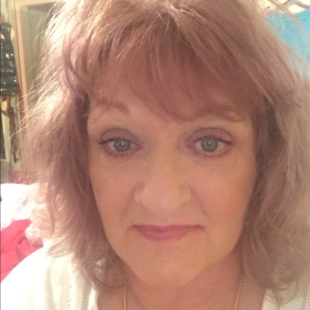 Meet your Posher, Marianne
